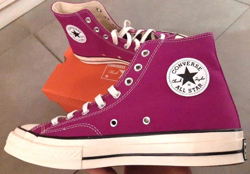 Magenta converse hotsell