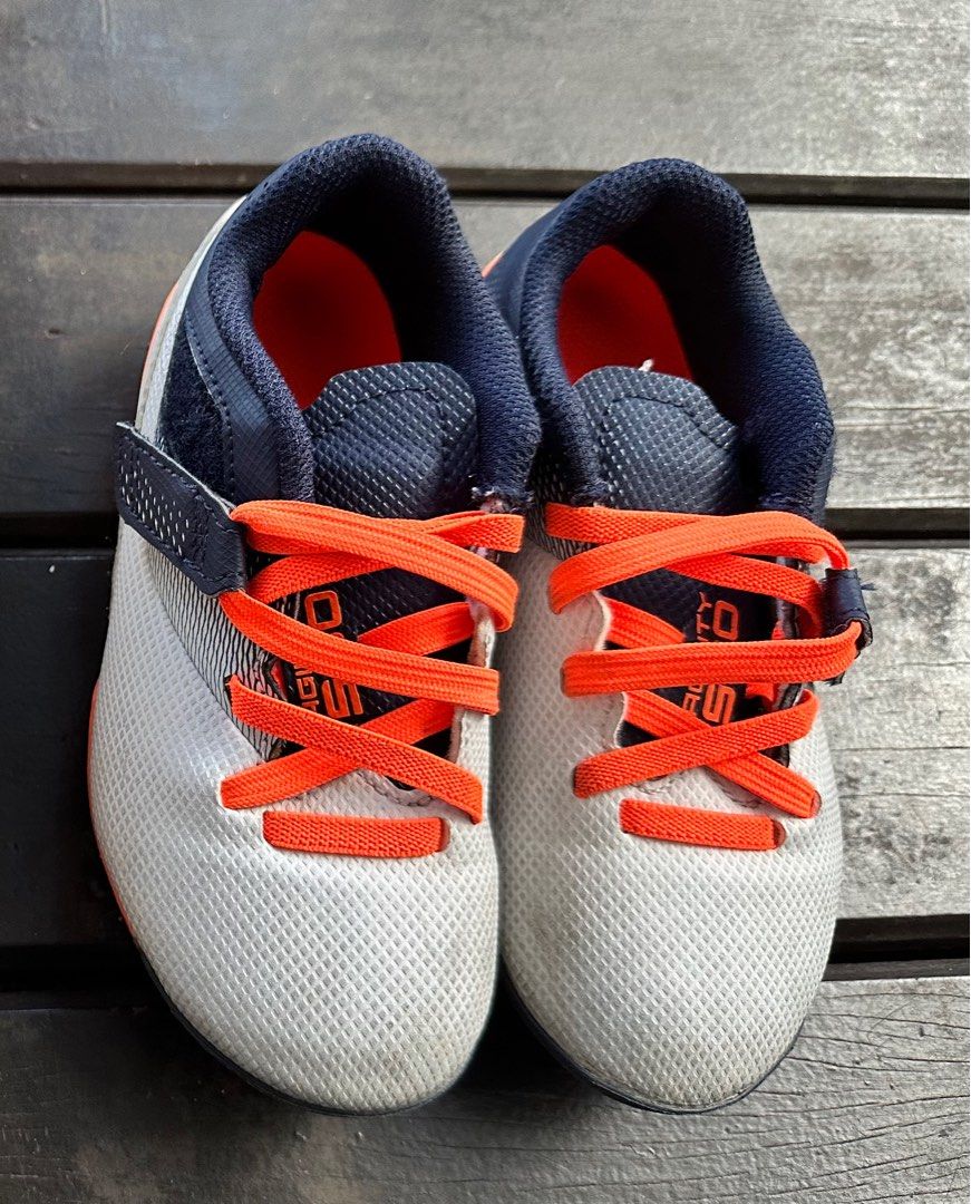 Kipsta chaussure hotsell