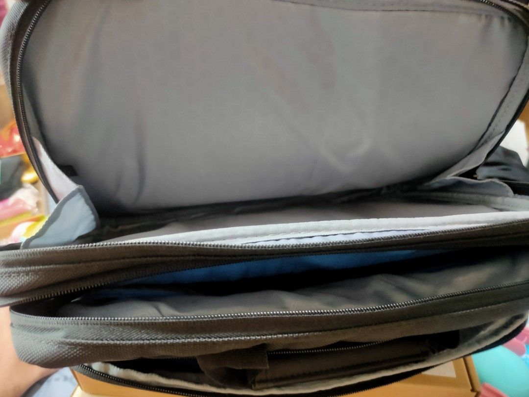 Dell Pro briefcase 15, Men's Fashion, Bags, Briefcases on Carousell