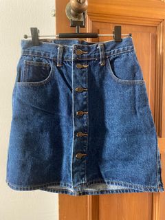 (Category: ) located in . Submitted by theexplodingwardrobe (Listing ID 1239403993, Image 1). Description: .