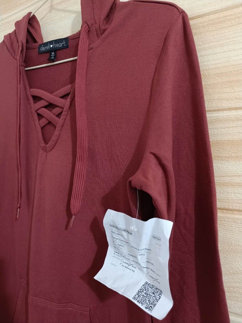 Derek heart hoodie top