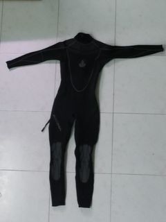 (Category: ) located in . Submitted by Selling300 (Listing ID 1239485882, Image 1). Description: .