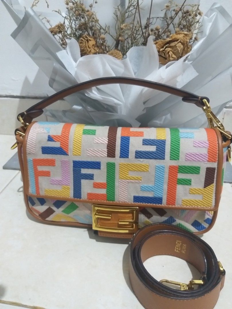 Baguette - Multicolor canvas bag with FF embroidery