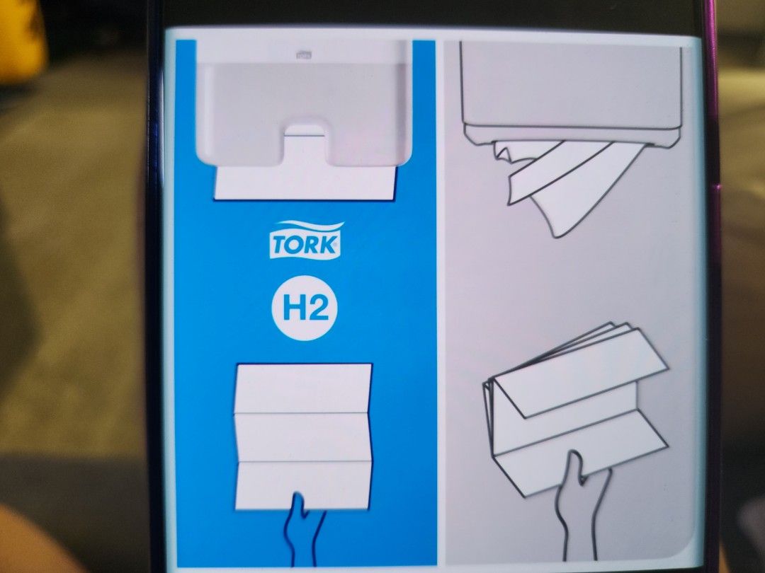 Flushable multifold hand towel with dispenser, Furniture & Home Living