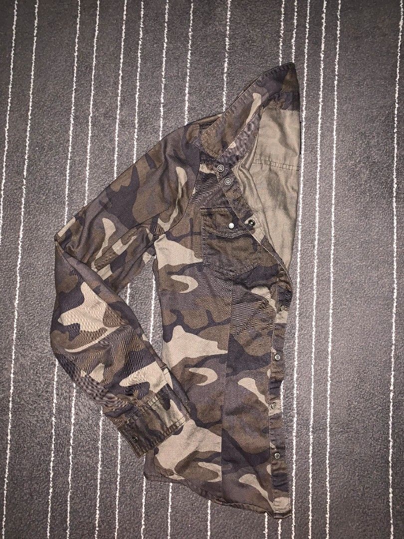 Forever 21 Camo Jacket/Polo, Women'S Fashion, Coats, Jackets And Outerwear  On Carousell