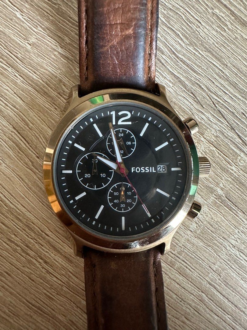 Fossil leather watch black face with rose gold details