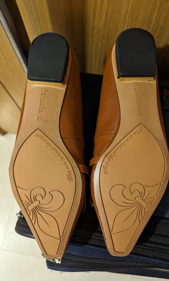 Franco Sarto Leather Flats Women s Fashion Footwear Flats on