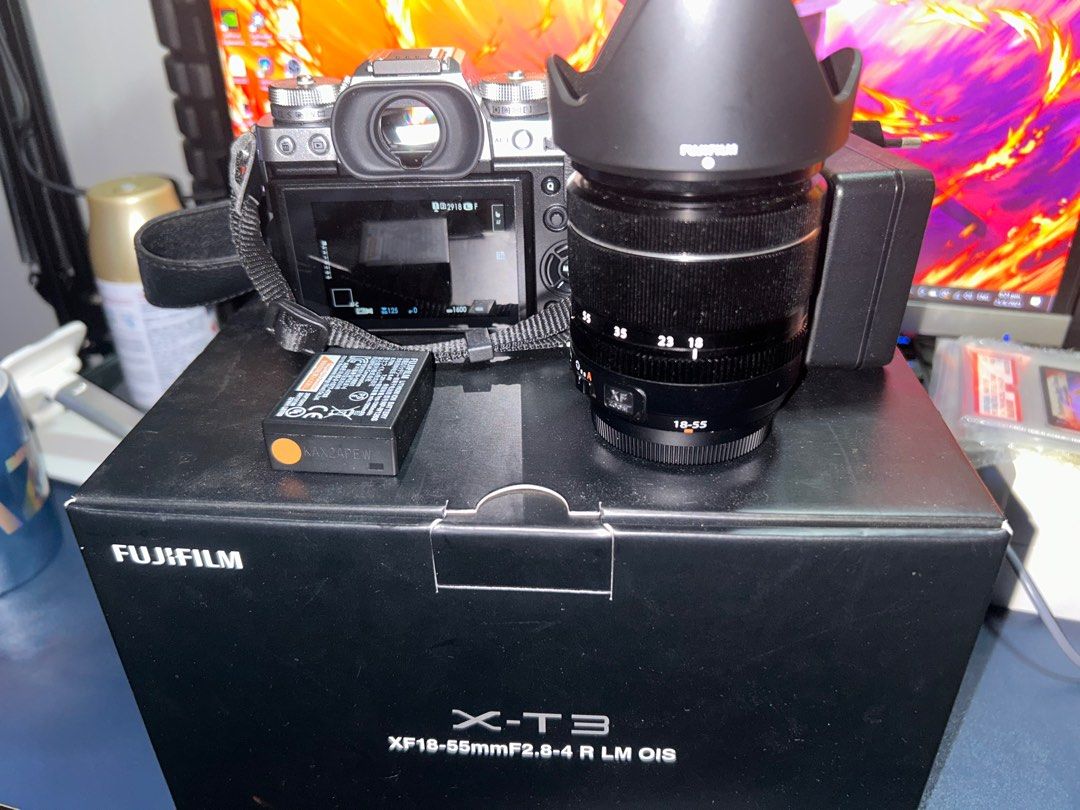 Fuji XT3 with kit lens extra battery & SD Card, Photography, Cameras on Carousell