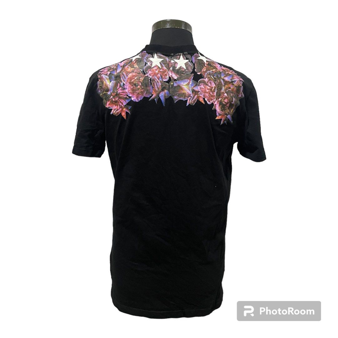 Givenchy Floral Star Neckline T Shirt Men s Fashion Tops Sets