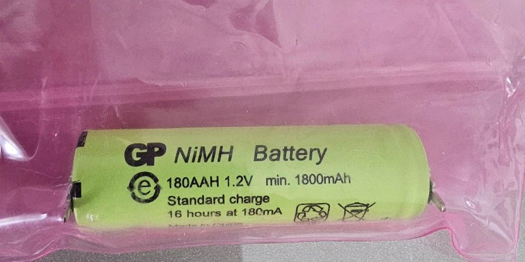 GP NiMH 1800mah Internal Battery, Photography, Photography Accessories ...