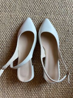 (Category: ) located in . Submitted by preloved.misstiny (Listing ID 1239362797, Image 1). Description: .