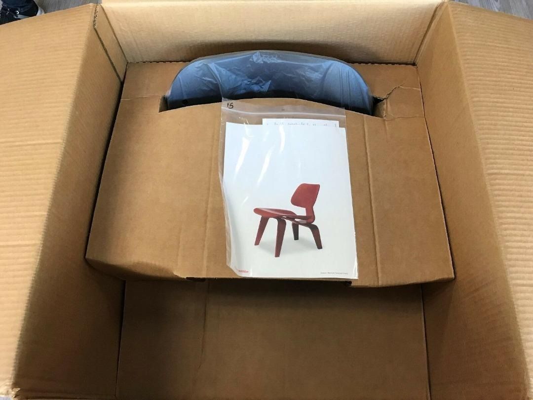 Herman Miller DCW 15 Eames Molded Plywood Dining Chair with Wood