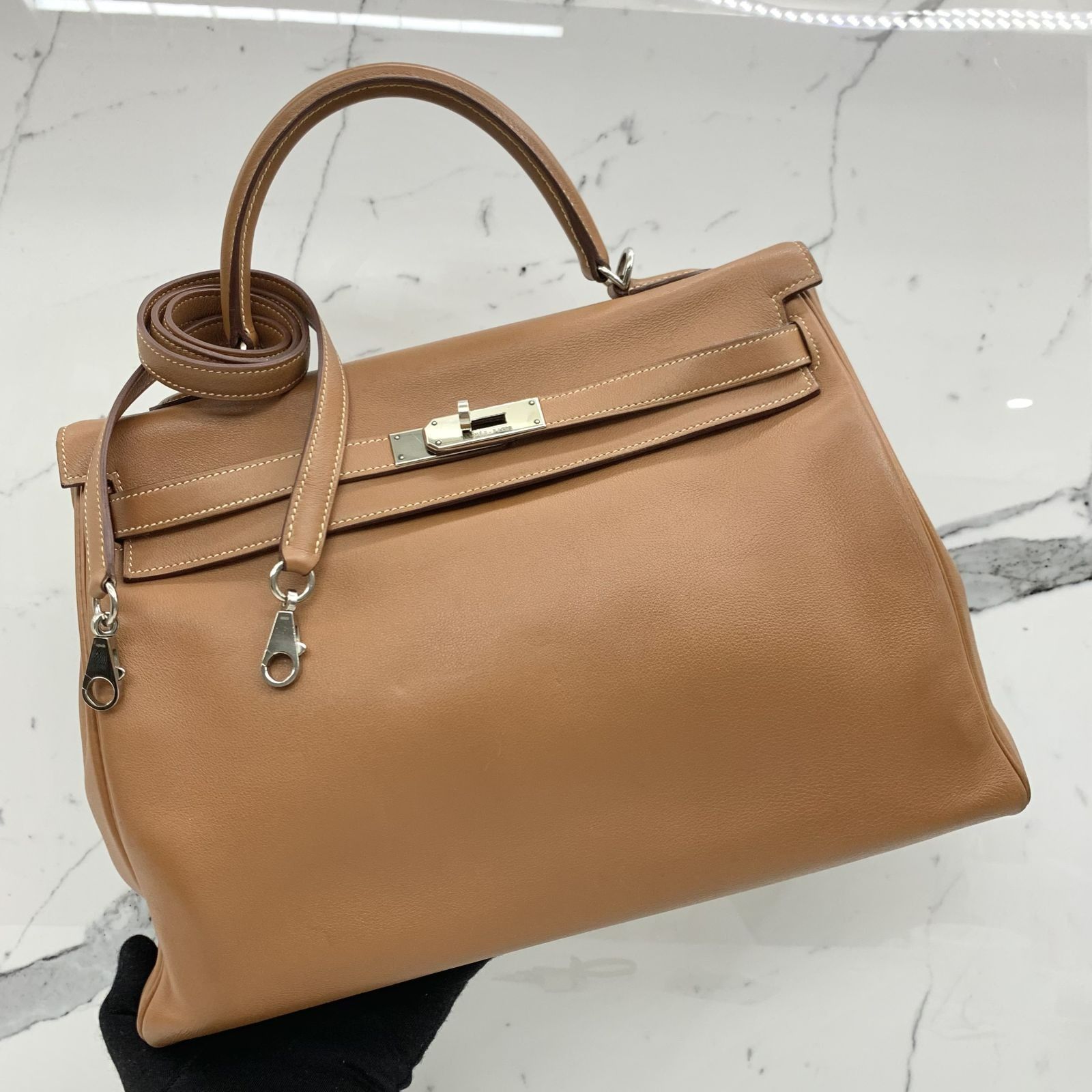 Hermes kelly 35 togo leather (Brown), Luxury, Bags & Wallets on Carousell