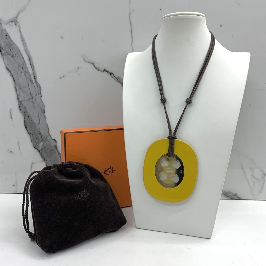 Hermes lacquer necklace online