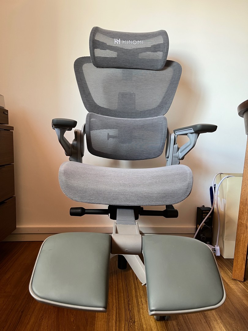 Hinomi ergonomic office chair, Furniture & Home Living, Furniture