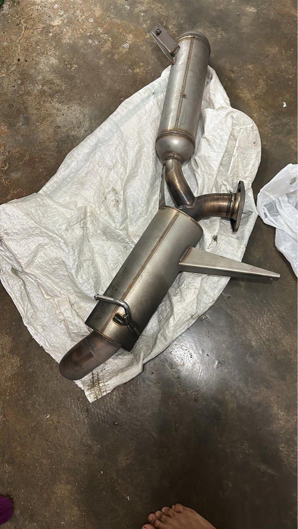 HKS EXHAUST FOR LANCER EX, Car Accessories, Accessories on Carousell