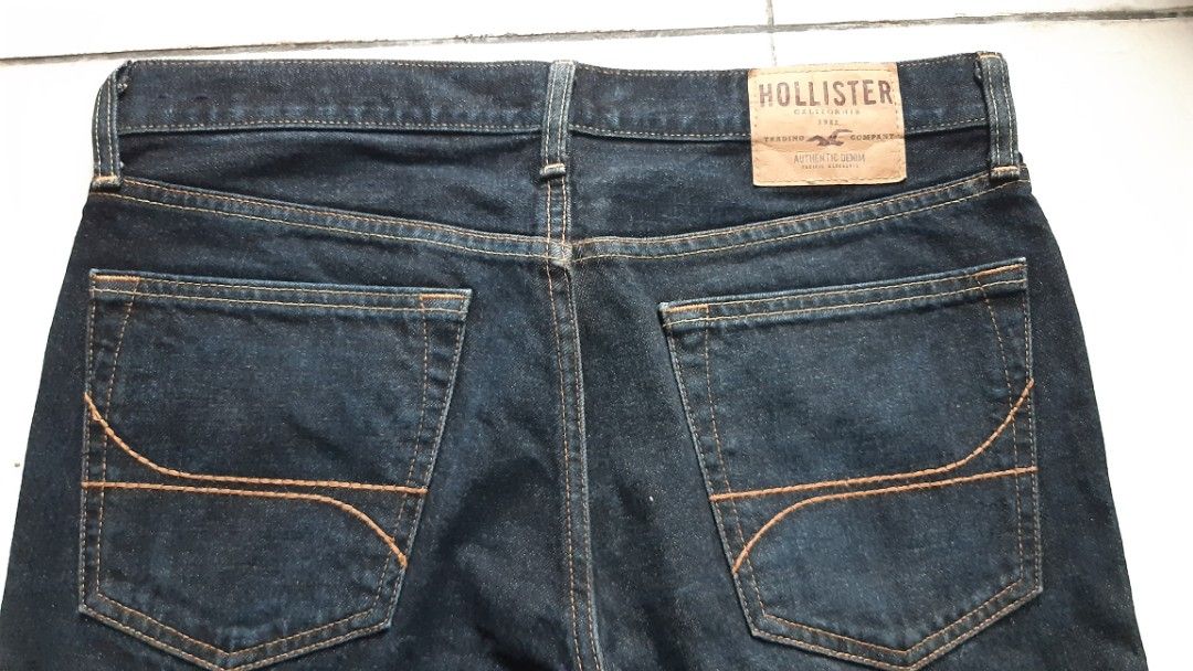 Hollister jeans cheap pocket design