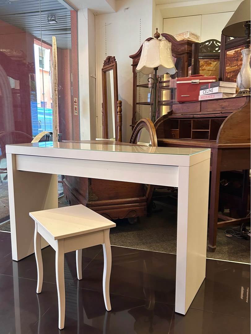 Ikea MALM dressing table WITH ikea TINIUS stool, Furniture & Home