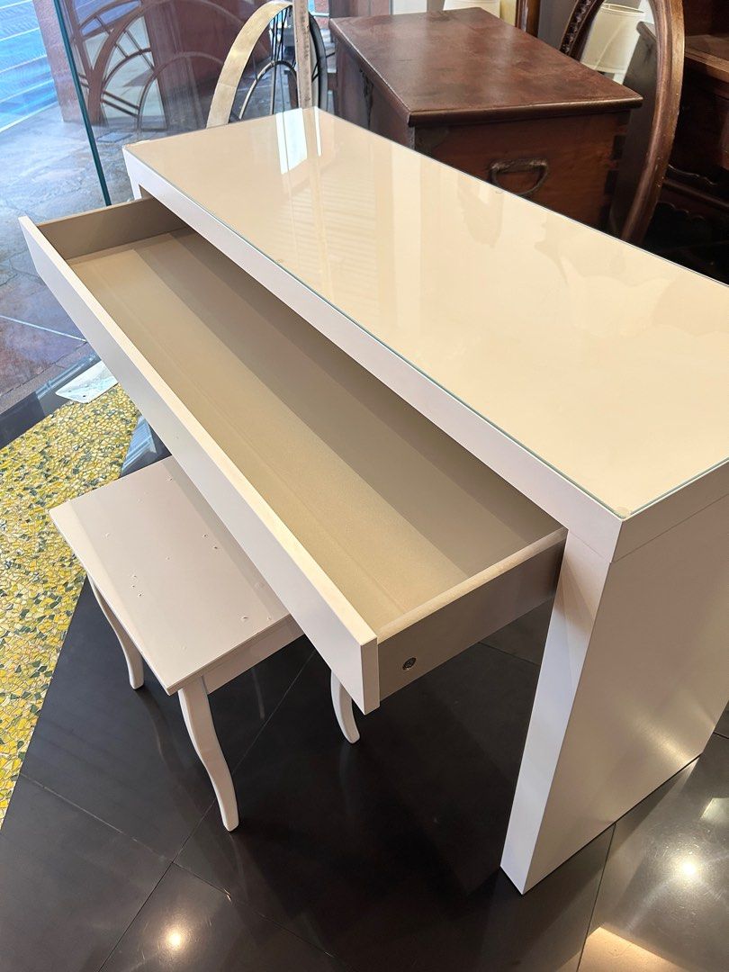 Ikea MALM dressing table WITH ikea TINIUS stool, Furniture & Home