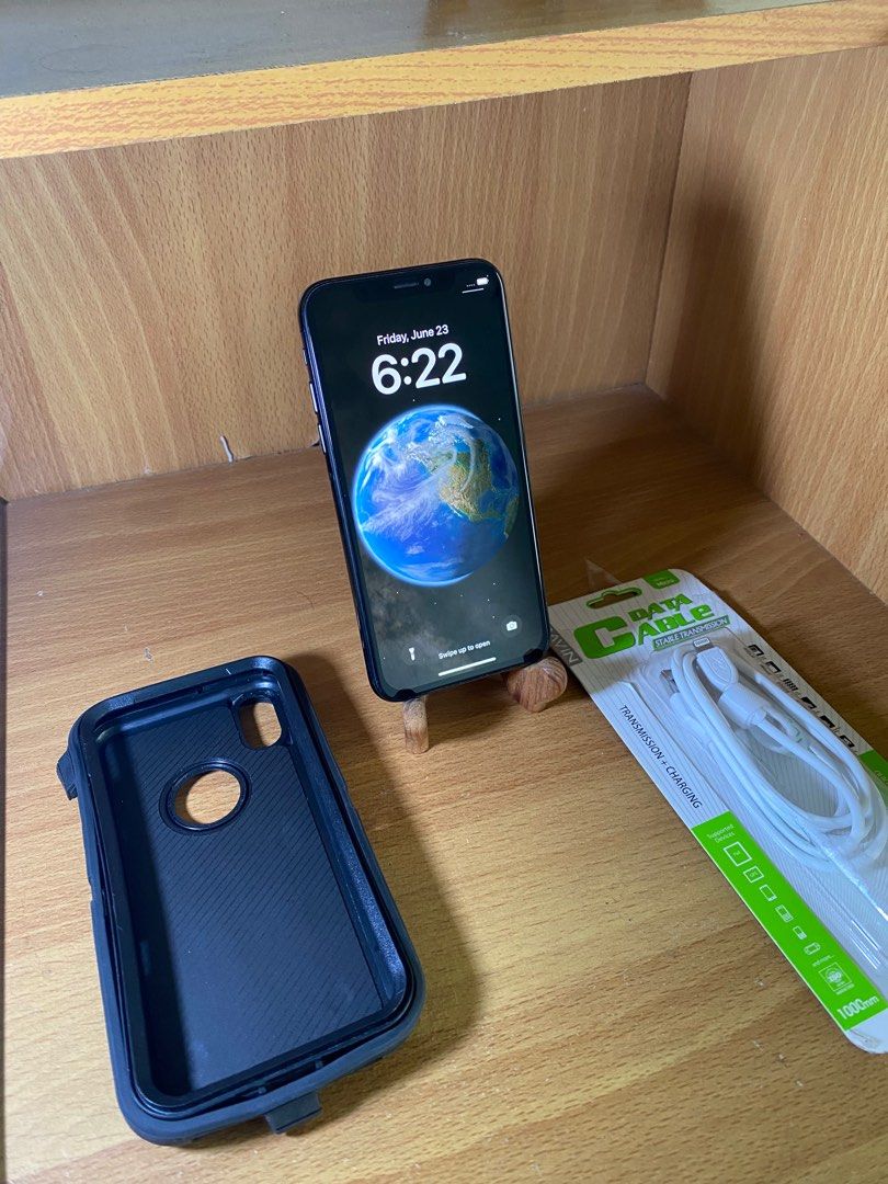 Iphone xs 256gb fu (Category: iPhone X Series) located in Quezon City. Submitted by tyler8. (Listing ID 1239375942, Image 3). Description: Iphone xs 256gb (fu) Open for swap sa lower or higher unit Honest issue! Crack back glass sa uppper left, pero doesn’t affect the performance naman. All are working fine, Faceid, Truetone, 82% battery health. No history of repair Meetup place:Around marikina- Gateway cubao. Other preferred meetup can be negoti