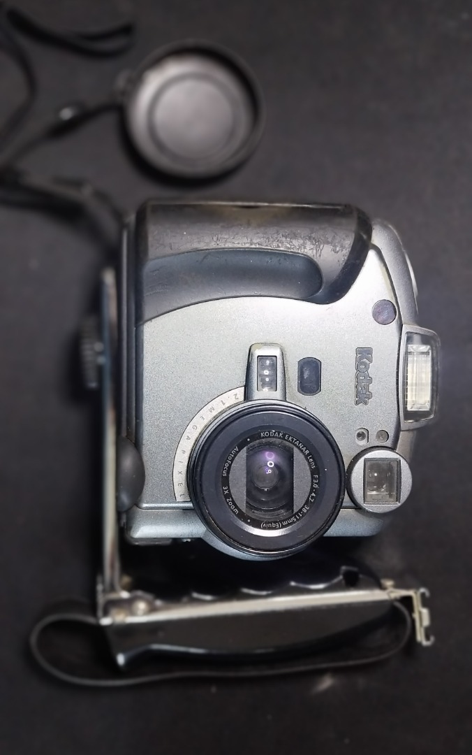 kodak dc290, Photography, Cameras on Carousell