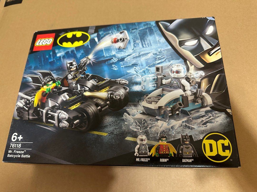 Lego super heroes mr freeze batcycle battle 76118 outlet
