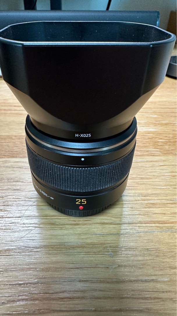 Leica DG Summilux 25mm F1.4 Asph, 攝影器材, 鏡頭及裝備- Carousell
