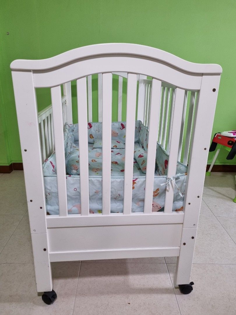 Used cribs hotsell