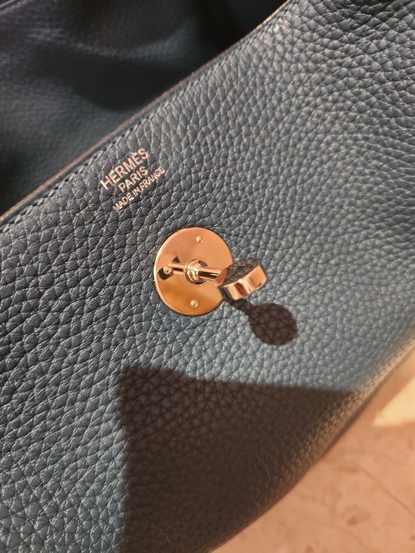 Hermes Lindy 30 Clemence Leather (Category: Luxury Bags & Wallets) located in Quezon. Submitted by joanaby (Listing ID 1239342914, Image 3). Description: Authentic Lindy 30 Clemence Leather Color Vert Bosphore Palladium Hardware with Box, Dust Bag and Authenticity Certificate Open for Meet Ups.