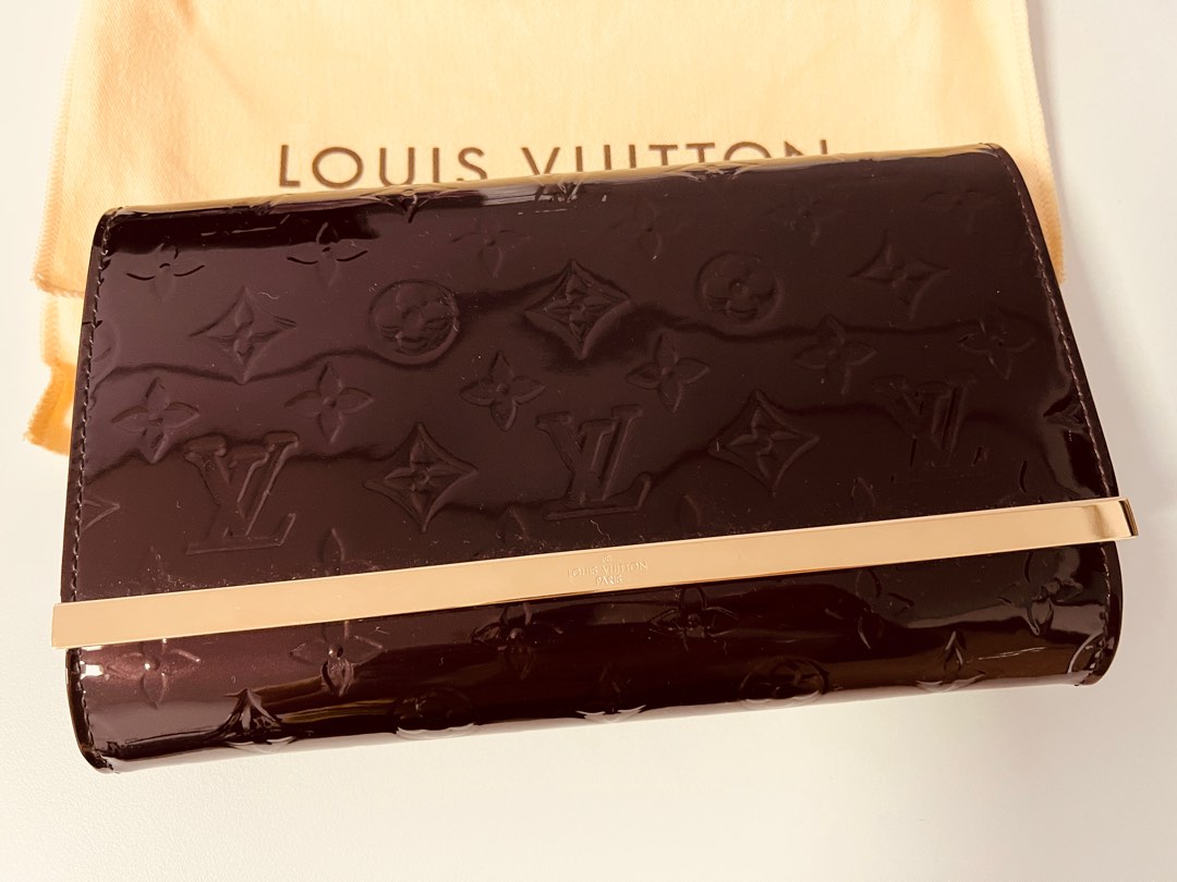 Louis Vuitton Beige Monogram Vernis Ana Clutch Bag Louis Vuitton