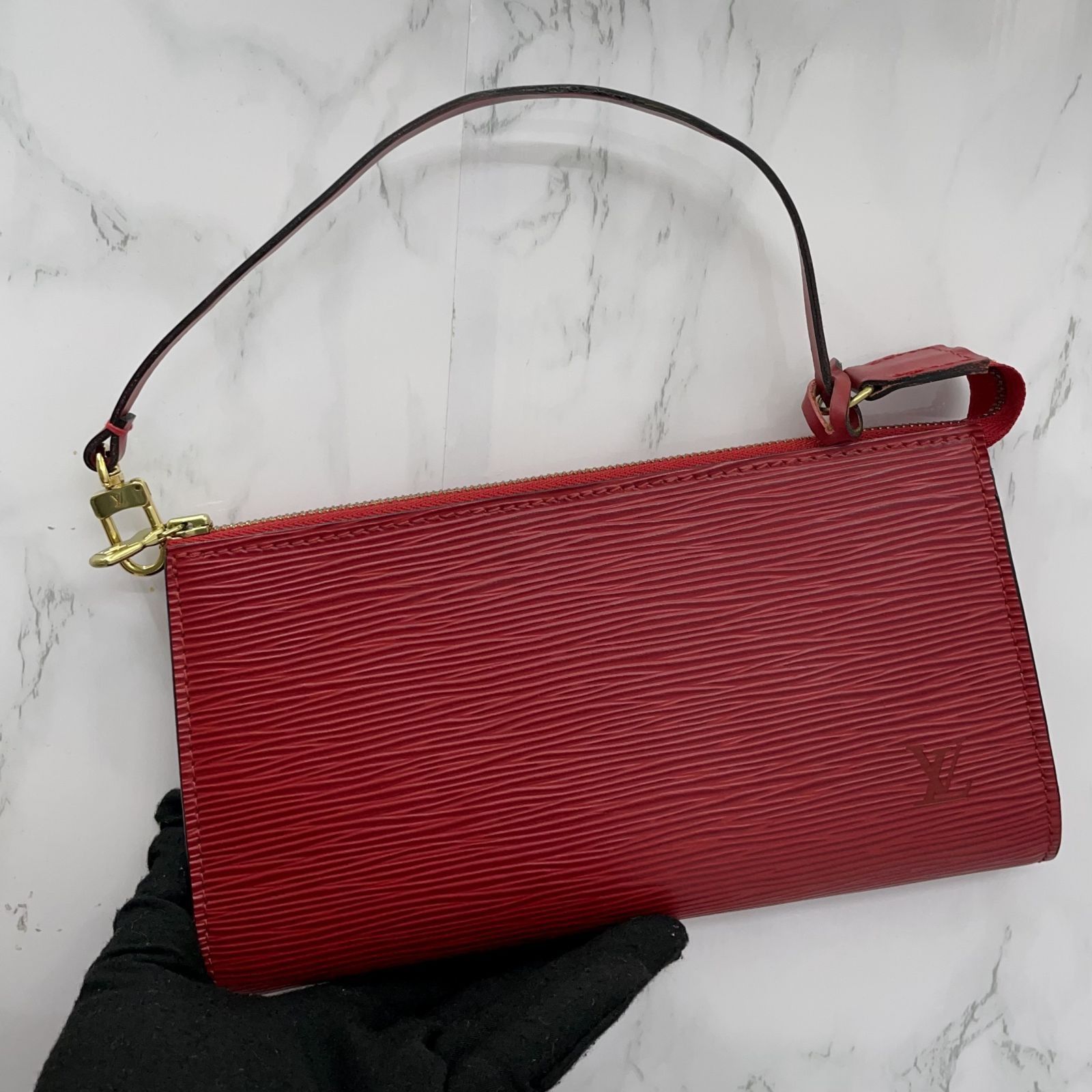 Epi pochette accessoires shop