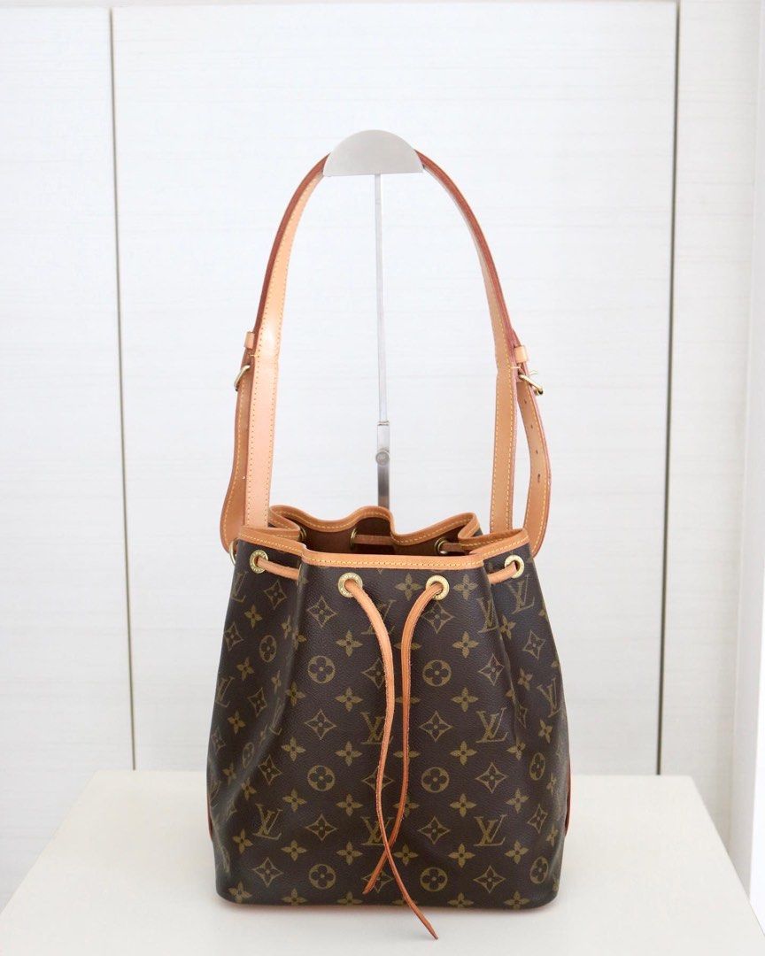 Louis Vuitton Petit Noe Drawstring Bucket Bag Shoulder Bag Brown Monogram