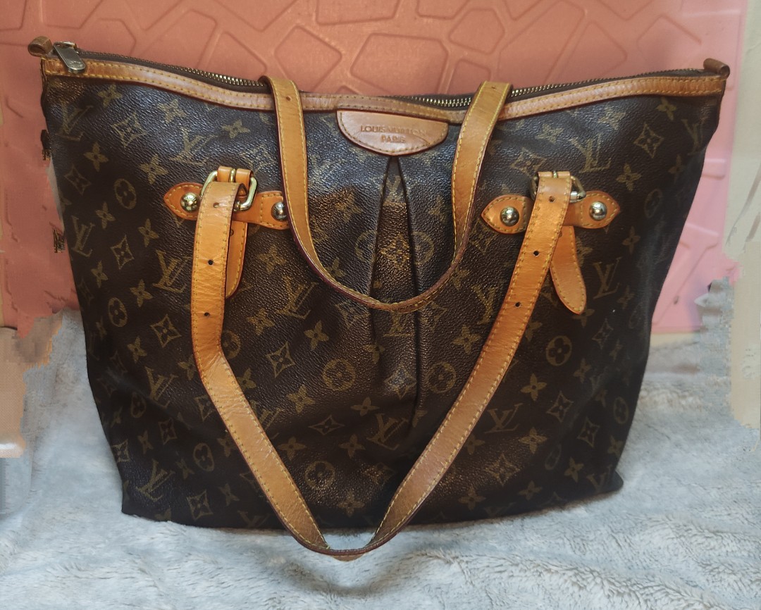 LV louis vuitton palermo GM, Luxury, Bags & Wallets on Carousell
