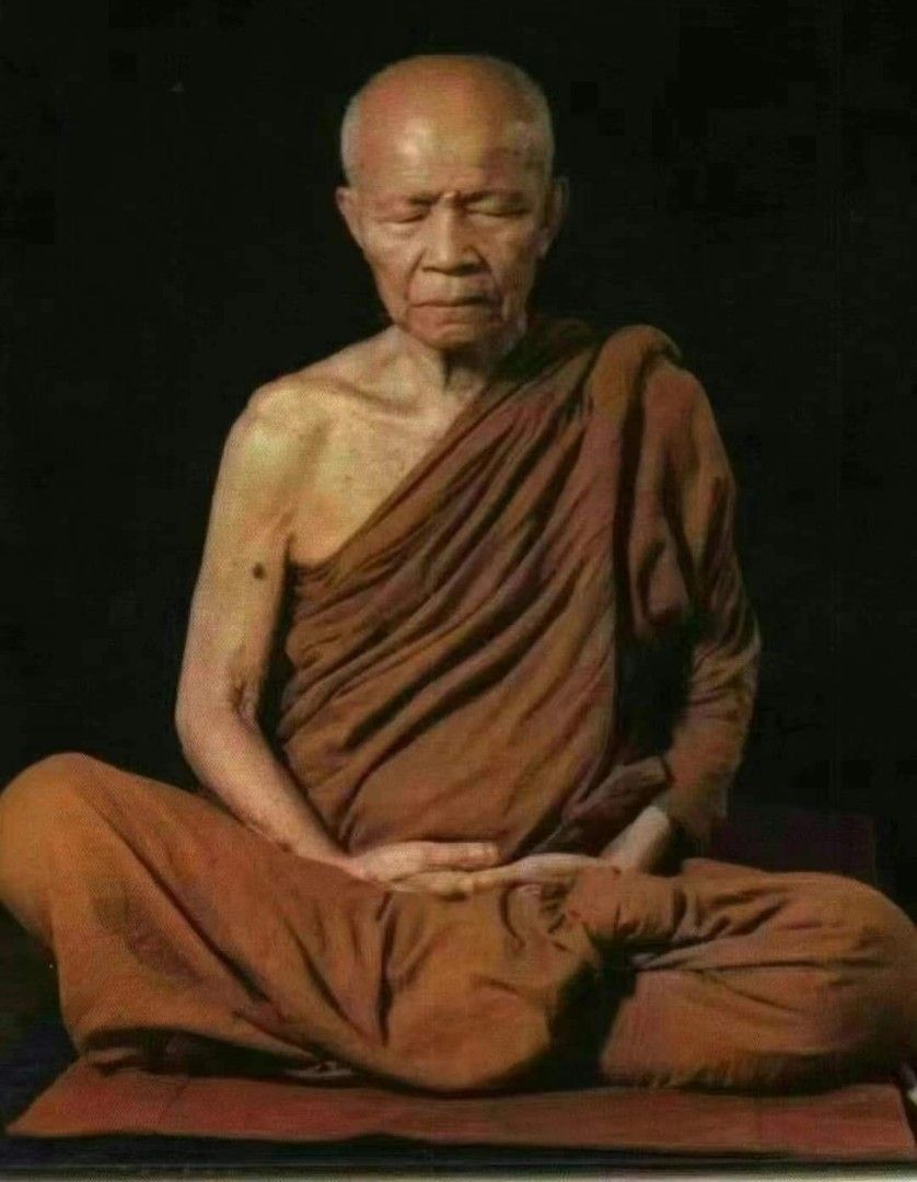 Luang Ta Maha Bua Rian Maha Chok #amulet #wealth, Hobbies & Toys