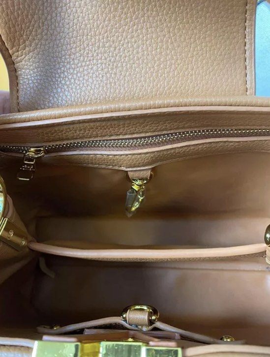 Lv capucines black mm bb SALE (Category: Luxury Bags & Wallets) located in Angeles City. Submitted by lux.finds (Listing ID 1239341879, Image 3). Description: Diclaimer: we are not affiliated with the brand stated in this post, no infringement intended. All copyrights are reserved to its brandowners ..