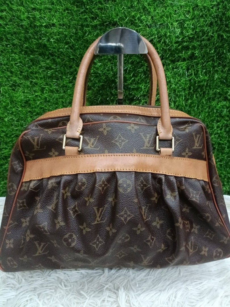 Preloved authentic Louis Vuitton Lv odeon pm Damier ebene sling bag,  Luxury, Bags & Wallets on Carousell