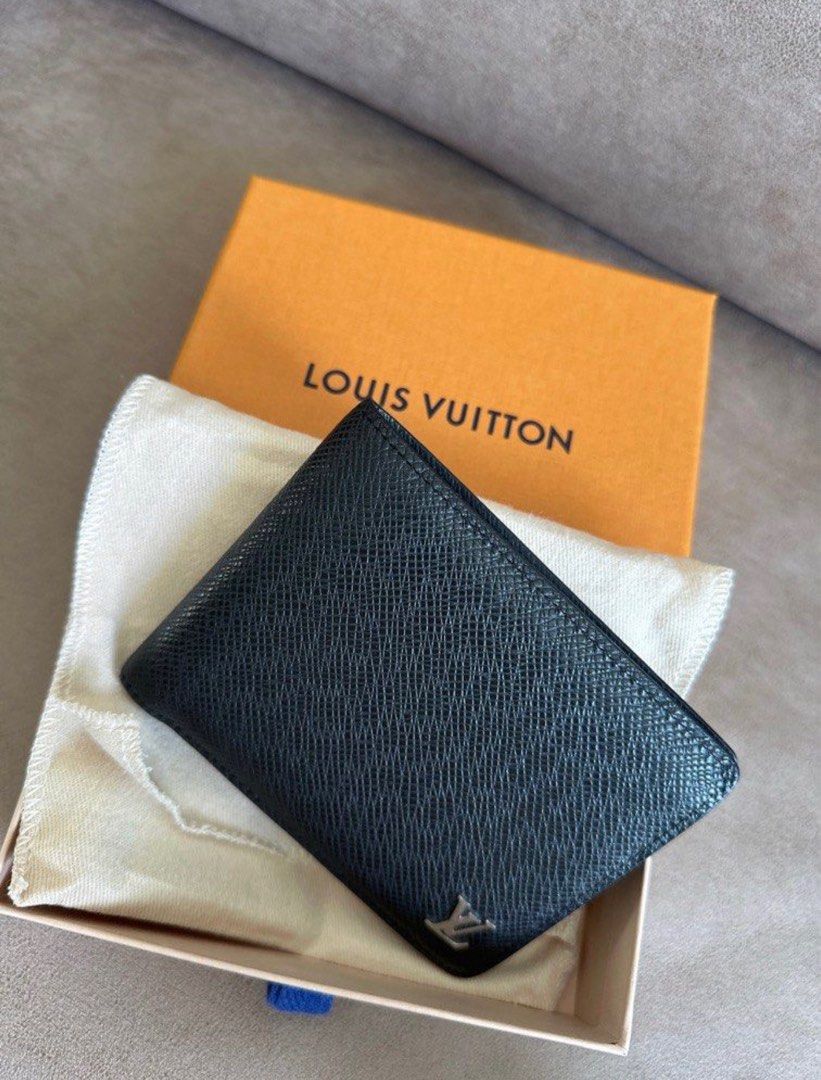 Louis Vuitton Men Multiple Wallet (blue leather trim), Luxury, Bags &  Wallets on Carousell