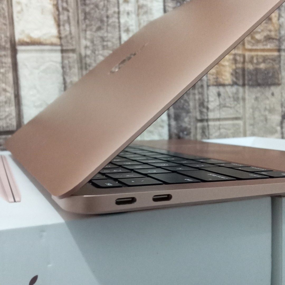 MacBook Air M1(2020) ROSEGOLD 8GB/256GB SSDD on Carousell