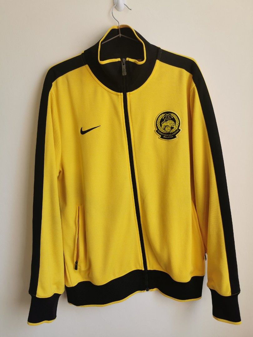 Champion sweater malaysia 2019 discount