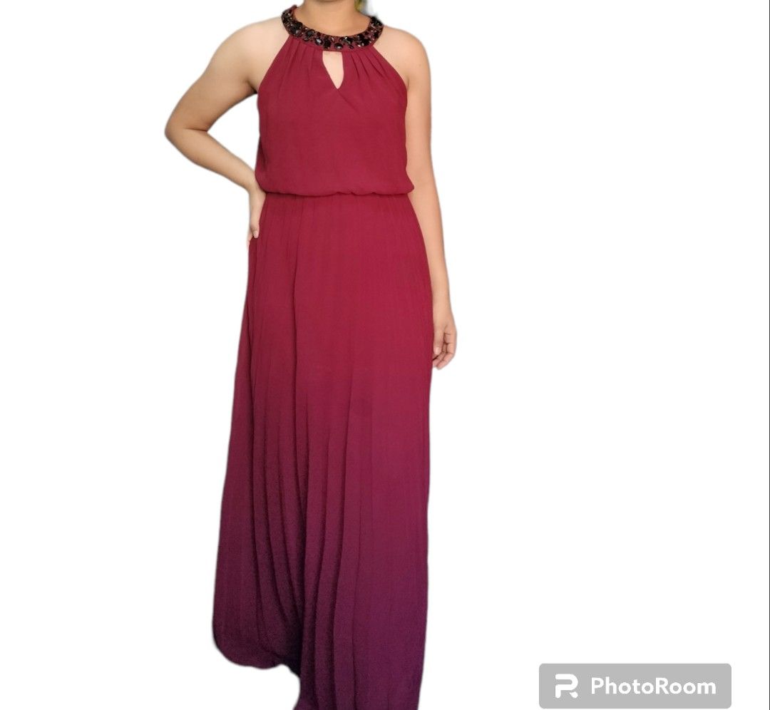 Maroon Gown, Women's Fashion, Dresses & Sets, Evening dresses & gowns ...