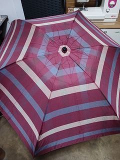 Maxime Labeyrie (Paris)  two-way umbrella from Japan