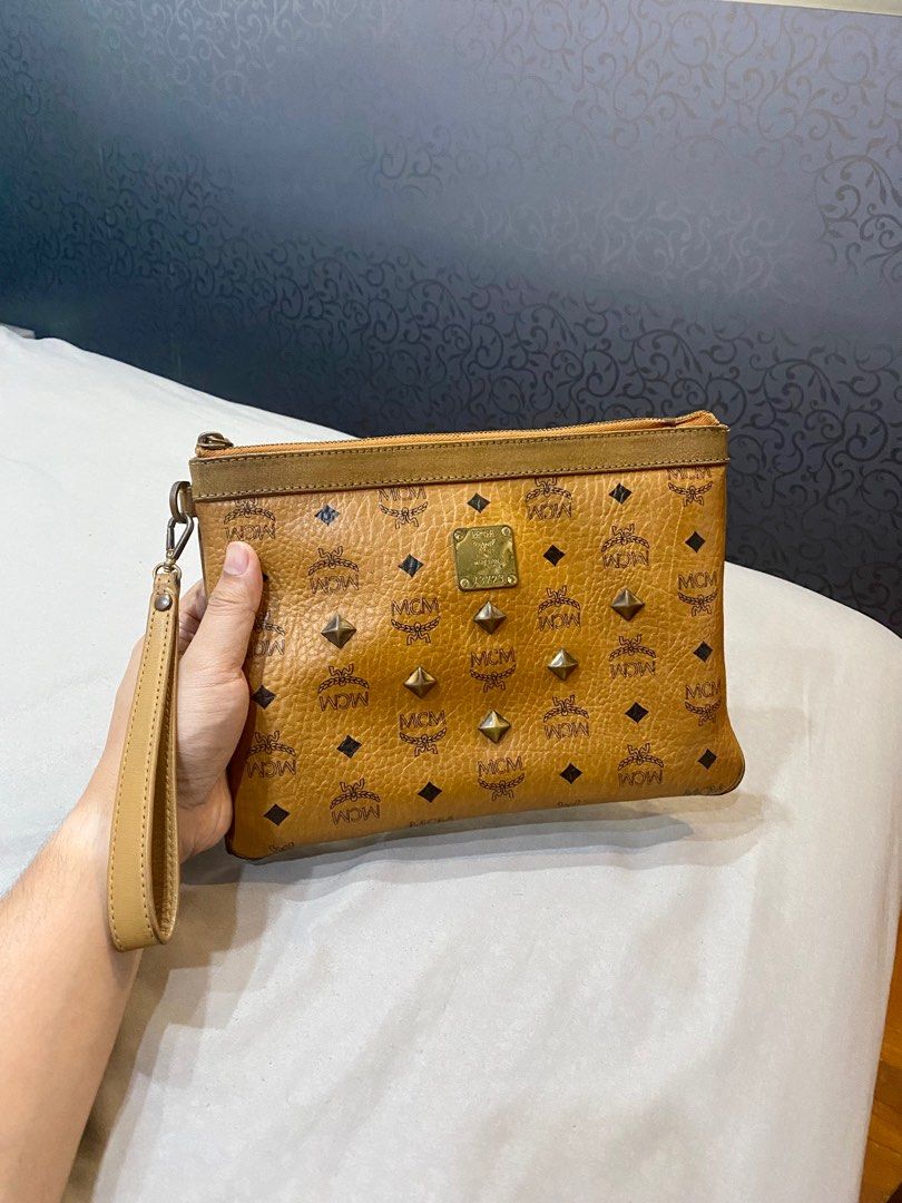 Mcm discount clutch purse