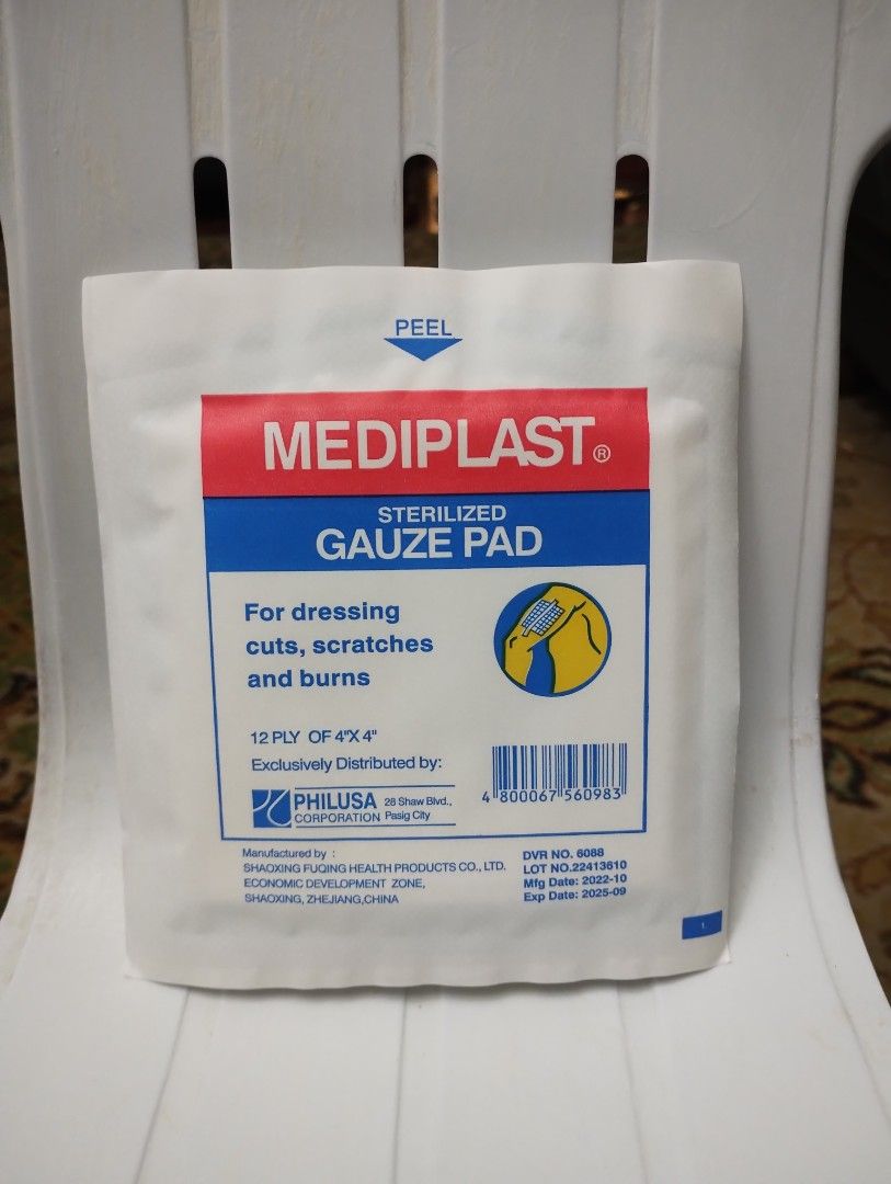 Mediplast Sterilized Gauze Pads 4x4, Health & Nutrition, Medical