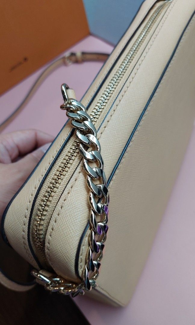 Unboxing of Jet Set Large Saffiano Leather Convertible Crossbody
