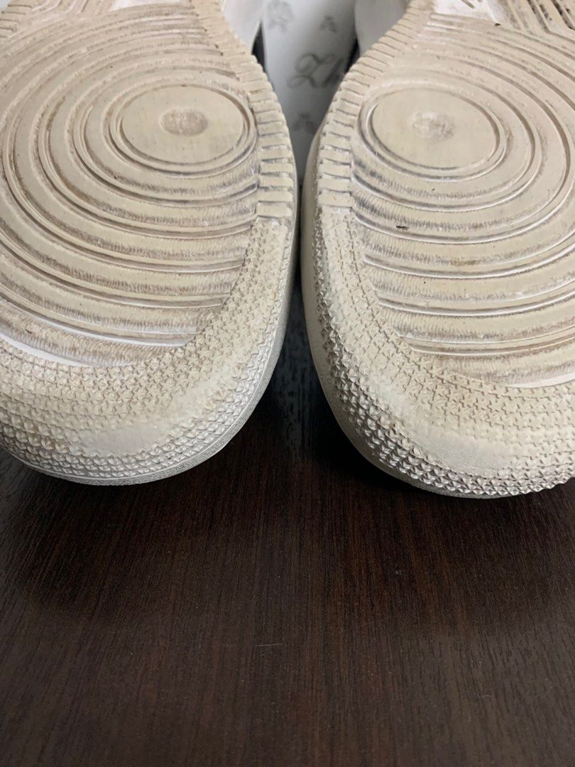 oversized swoosh af1