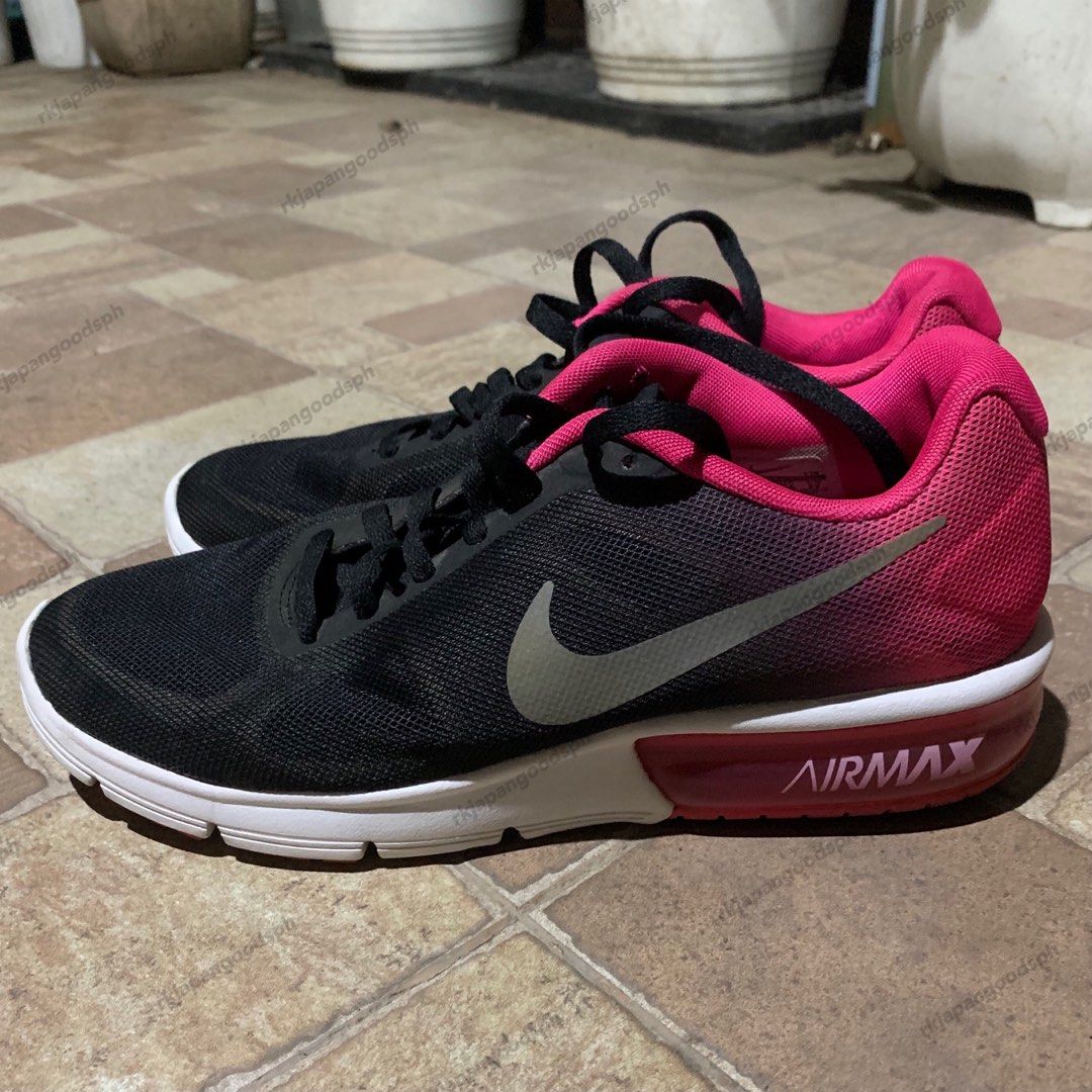 Air max sequent hotsell black/pink women's running shoes