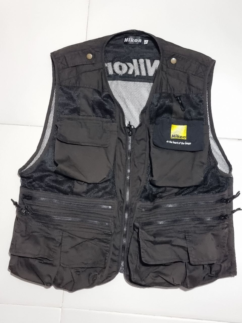Nikon Photo Vest - Jacket (L), Men's Fashion, Tops & Sets, Hoodies on ...