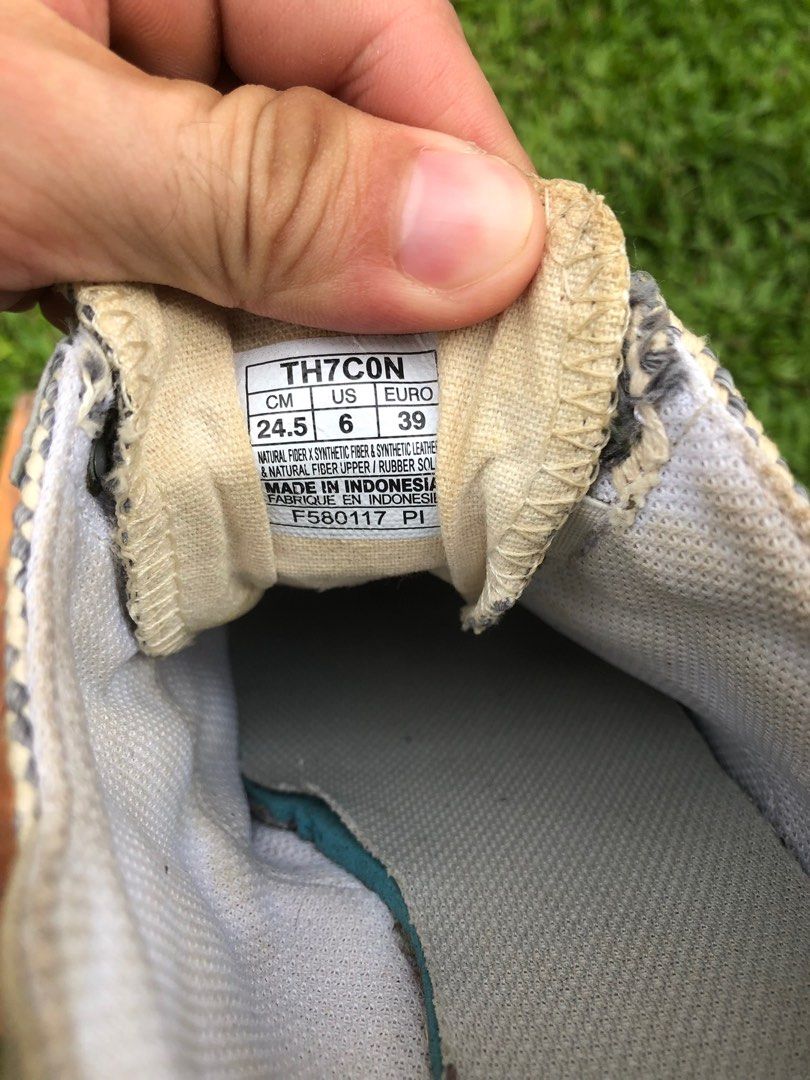 onitsuka tiger paraty slip on