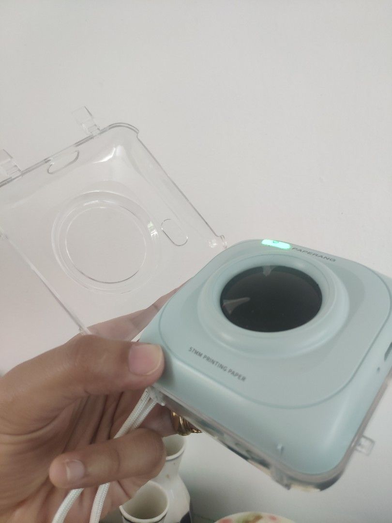 Paperang (Category: Printers, Scanners & Copiers) located in Baguio. Submitted by pre_loved_of_jules (Listing ID 1239344179, Image 3). Description: like new comes with hard case no thermal papers included.