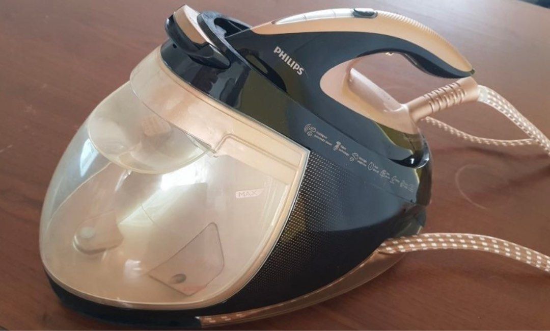 Philips GC9682/86 PerfectCare Elite Plus Steam Generator Iron, TV ...